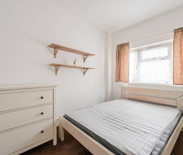 2 bedroom maisonette to rent - Photo 5