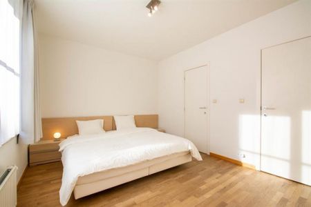 Proche de la Maison Communale d'Auderghem, beau Rez-de-Chaussée meublé de 2 chambres - Photo 5