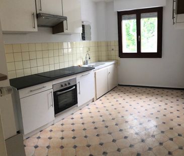 Location Appartement 116.1 M² SAINT-LOUIS 1 120 € - Photo 3