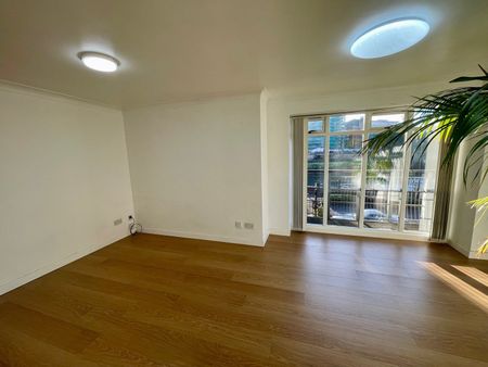 2 bedroom apartment to rent - Photo 2