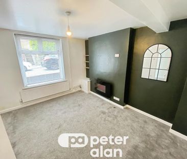 3 bedroom property to rent - Photo 1