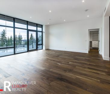 Condo in West Vancouver, BC - Photo 4