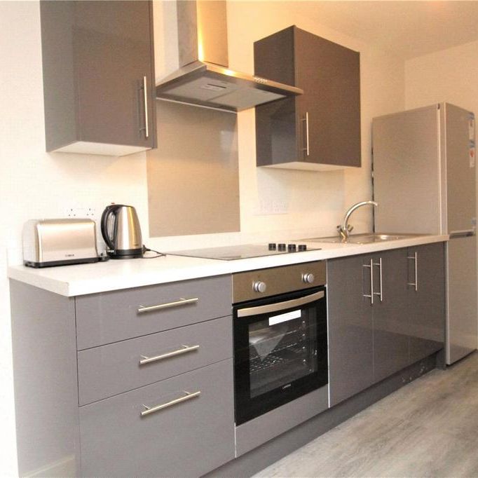 3 bedroom apartment to rent - Photo 1