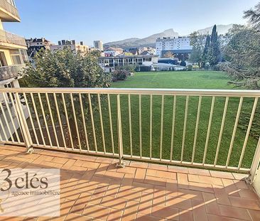 Location Appartement 4 pièces 98m² - Photo 1