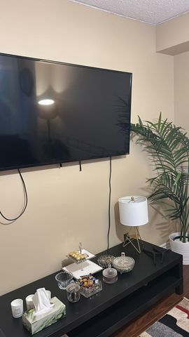 For Lease - 82 Henderson Drive Unit# 94, Aurora, Ontario - Photo 3