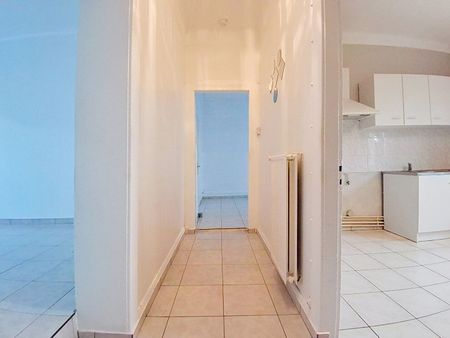 Location Appartement 3 pièces 61m² MONTIGNY LES METZ 57950 - Photo 4