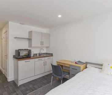 Lucys Court, Lower Holyhead Road - Photo 4