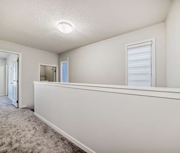 23 Edith Pass NW - UPPER, Calgary - Photo 4