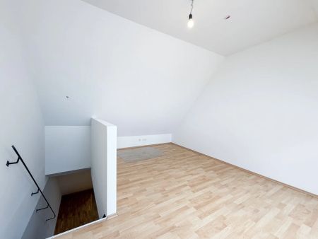 Stilvolle Maisonettewohnung mit Galerie nahe TU & Dietrichsteinplatz - Photo 2