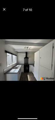 2 Bedroom Beautiful Unit ( Takanini ) - Photo 1