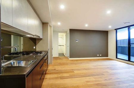 MODERN | PRIME LOCATION | SPACIOUS - Photo 2