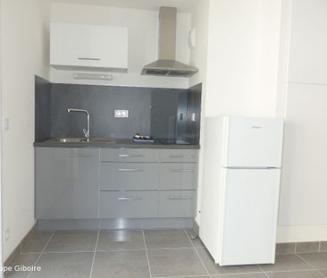 Appartement T2 à louer - 40 m² - Photo 2