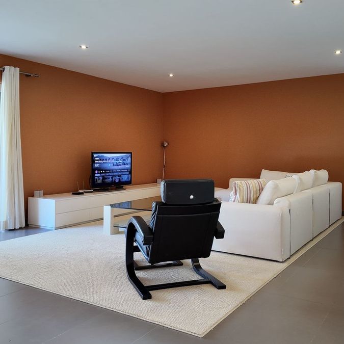 Semi-Detached House · Nueva Andalucía - Photo 1
