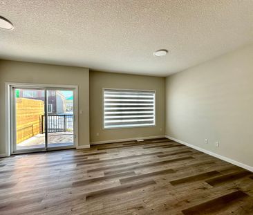 2207 Muckleplum Cres - Photo 6