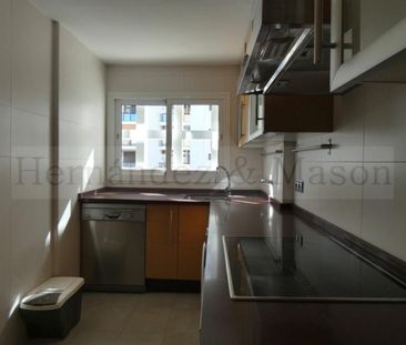 Piso en alquiler en Puerto Marina - Photo 3