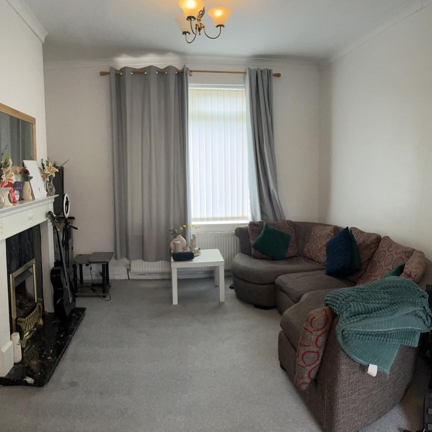 Norbury Avenue, Salford - Photo 1