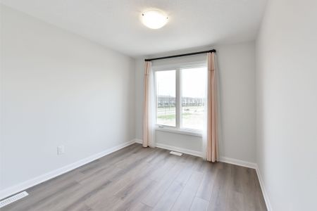 For Lease - 368 CLEARPATH Private, Kanata, Ontario - Photo 4