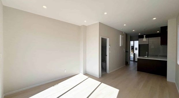 Brand New 2 Bedroom townhouse!! - Photo 1