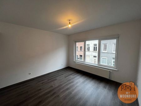 Gezellige rijwoning met 2 slaapkamers en koer - Foto 5