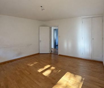 Helle 3.5-Zimmerwohnung mit verglastem Balkon in Liebefeld - Foto 3