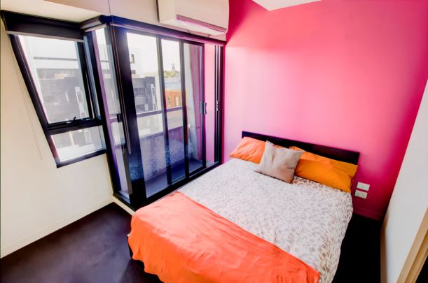 131 Pelham Street, Melbourne - Photo 1