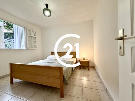 Location Appartement 101.32m² 3 pièces Fort de france - Photo 5