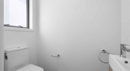 Brand-new townhouse overlooking the green belt - Photo 5