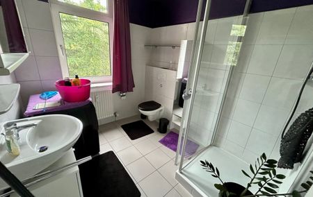 Kurzfristig beziehbar! Nur 200 m zum Bahnhof! - Foto 3