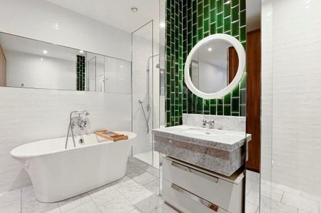2 Bed Flat, Capital Building, SW11 - Photo 5