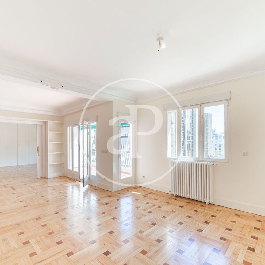 Flat for rent with Terrace in Almagro (Madrid) - Foto 1