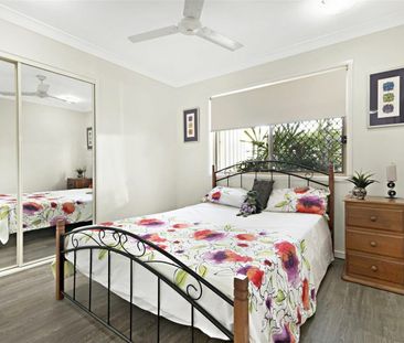 Impressive Brightwater Home available 10th October - Photo 5