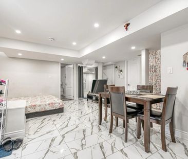 For Lease - 33 Ezra Crescent Unit# Basement, Brampton, Ontario - Photo 2