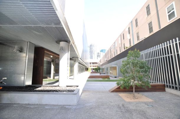 620/152 Sturt Street - Photo 1