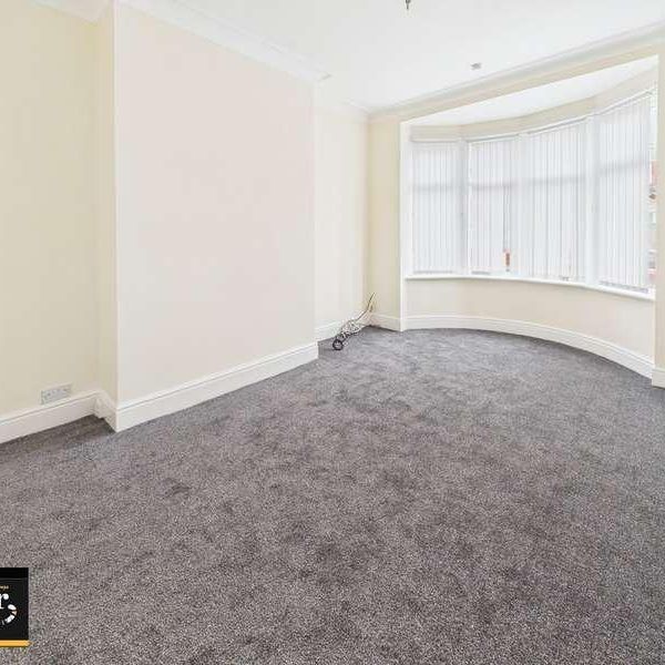 Sunnyhurst Avenue, Blackpool, FY4 - Photo 1