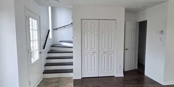 Grand Logement 2 étages Avec Cours Privé - Photo 3