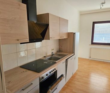 Schöne 3 Zimmer Wohnung mit Balkon - Photo 3