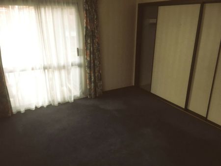 QUIET TWO BEDROOM HOME - Photo 4