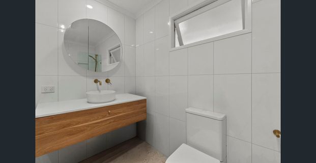 Spacious 3-Bedroom, 2-Bathroom Home in the Heart of Margate - Photo 1