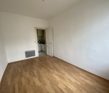 Location Appartement 2 pièces 31m² NANTES 44000 - Photo 2