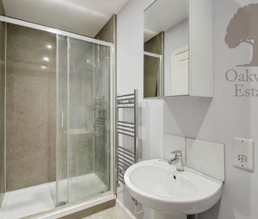 House of multiple occupation to rent - Photo 5