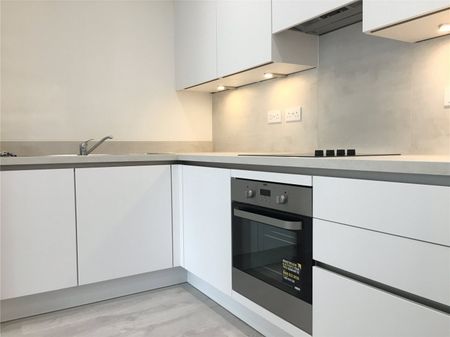 20 Prince Regent Rd, Hounlsow, TW3 - Photo 4