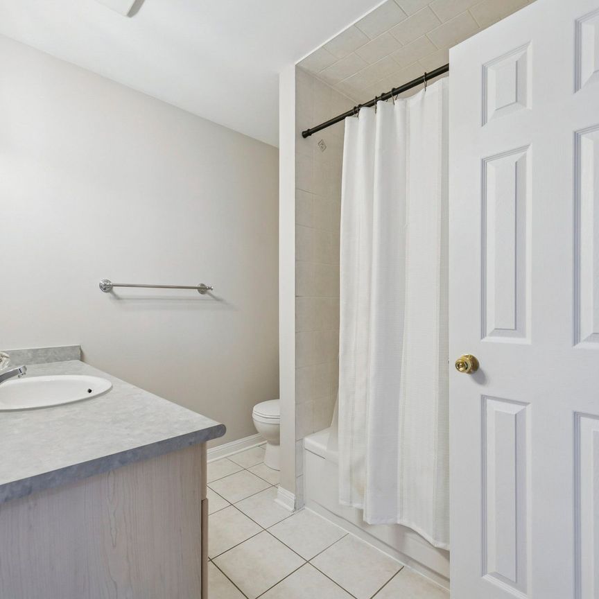 For Lease - 1028 Cooper Avenue, Milton, Ontario - Photo 1