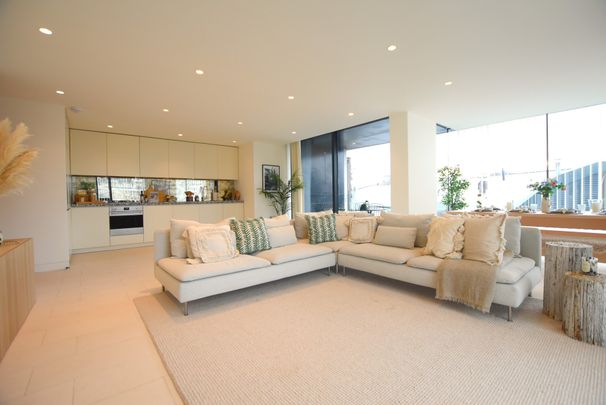 Latitude House, London, NW1, Regent'S Park - Photo 1