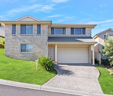 Larger than it looks - 3 bedroom double storey home! - Photo 1