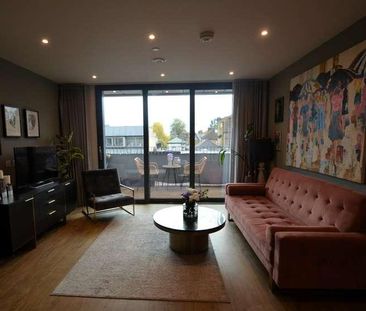 Fairfield Avenue, Staines-upon-thames, TW18 - Photo 2