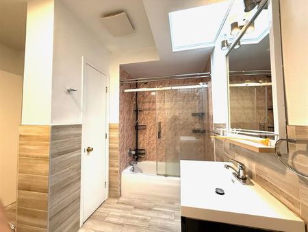 2100 Rue Jean Talon E. - Photo 4