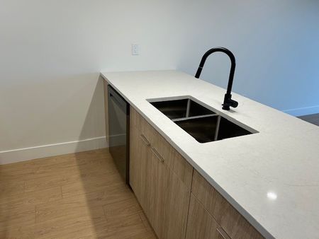 205-45 Haliburton Street - Photo 5