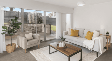 Renovated 2 bedroom unit! - Photo 2