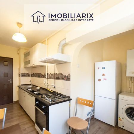 Constanta, Casa de Cultura, Ap.2 cam, Decomandat,Et.1/3 - Fotografie 4