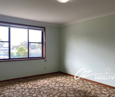 Centrally Located Two Bedroom home - Includes water usage and garde... - Photo 2